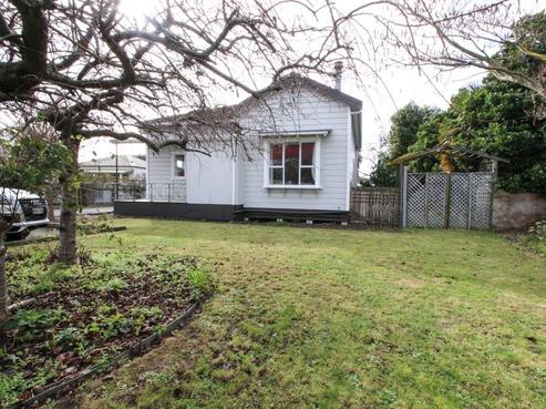 303 Frederick Street, Mahora