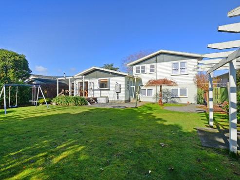 33 Pasadena Crescent, Totara Park