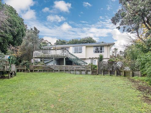 165 Weggery Drive, Waikanae Beach