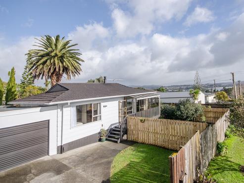 2/93 Awaroa Road, Sunnyvale