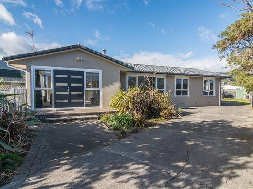 4 Tawa Street, Waikanae