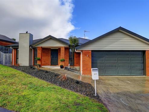 32 Heathfield Avenue, Huntington