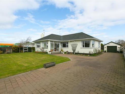 229 Glover Road, Hawera