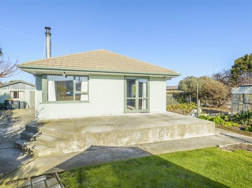 7 Cromer Place, South New Brighton