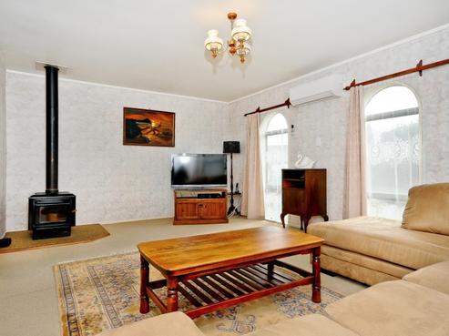 4 Cooper Place, Chedworth