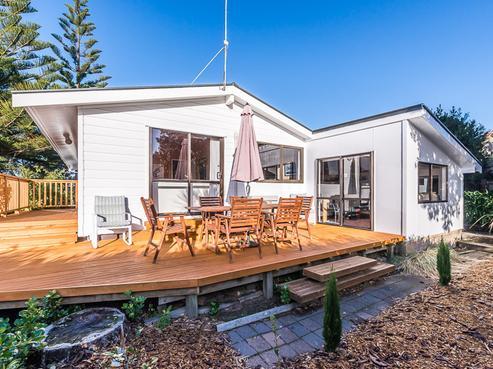 183 Tutere Street, Waikanae Beach