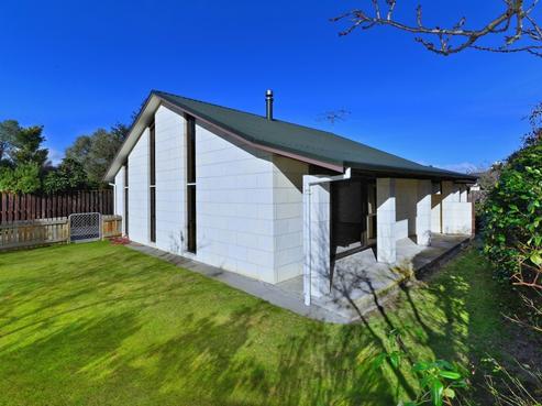 4 Snowdon Place, Darfield