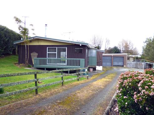 1 Totara Road, Stanmore Bay