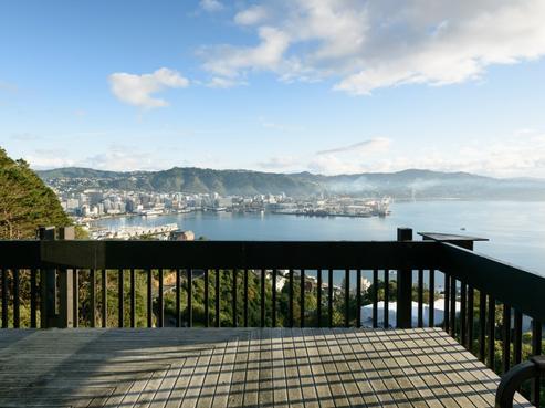 36 Robieson Street, Roseneath