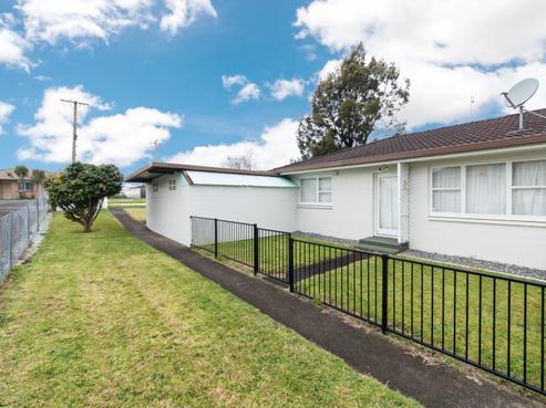 1/51 Takanini Road, Takanini