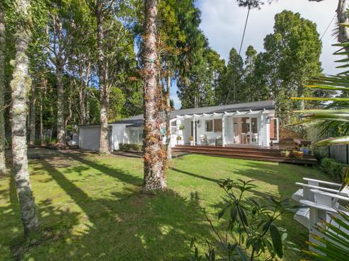 24 Tawini Road, Titirangi