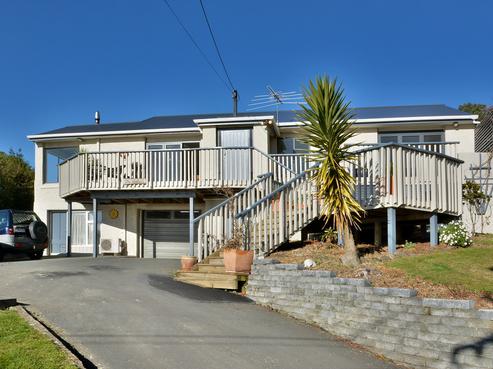 9 Hellyer Street, Macandrew Bay