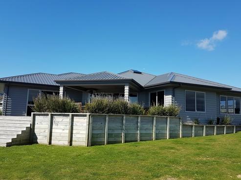 44 Davies Road, Hurdon
