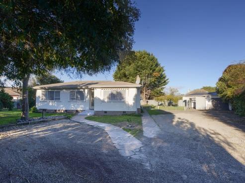 1224 Norfolk Crescent, Mayfair