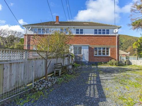 6 Te Whiti Grove, Waterloo