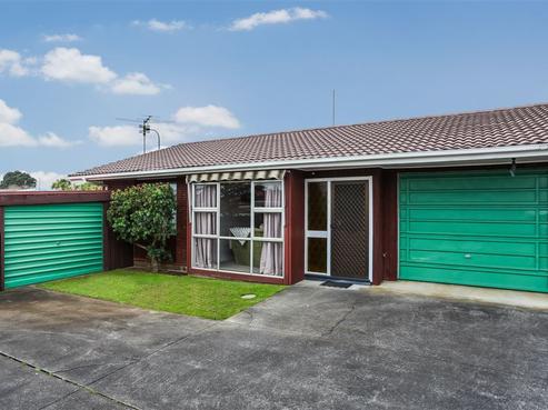 1/18 Omana Road, Milford