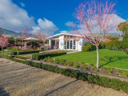 27 Kohekohe Road, Waikanae