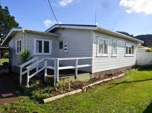 81 Great North Road, Kamo