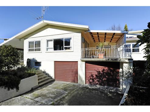 9 Cawthron Crescent, Annesbrook