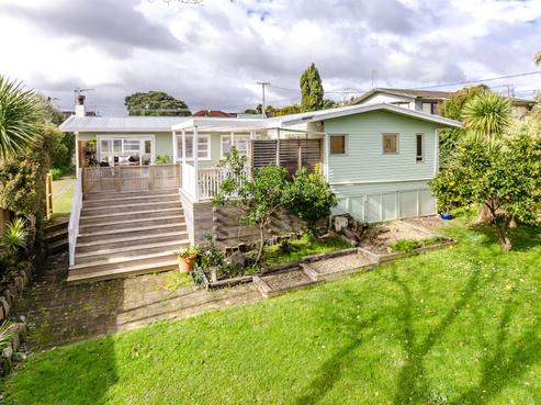 9 Tainui Street, Torbay
