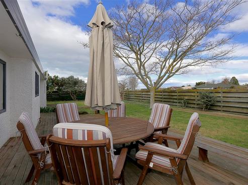 33 Whiting Crescent, Greenmeadows