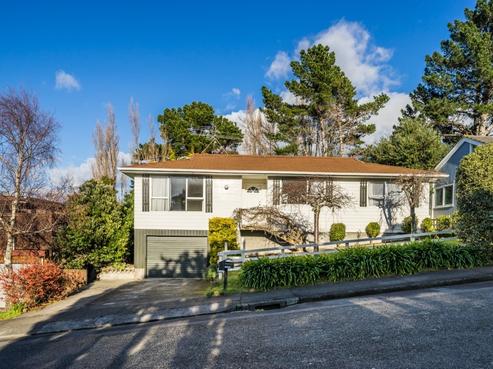 12 Penryn Drive, Mana
