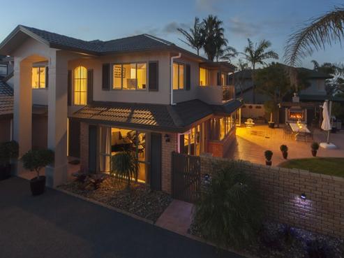 14 Courtneys, West Harbour