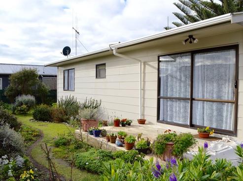 5A Dodds Crescent, Otaki Beach