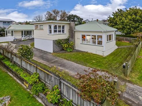 12 Regent Street, Devonport