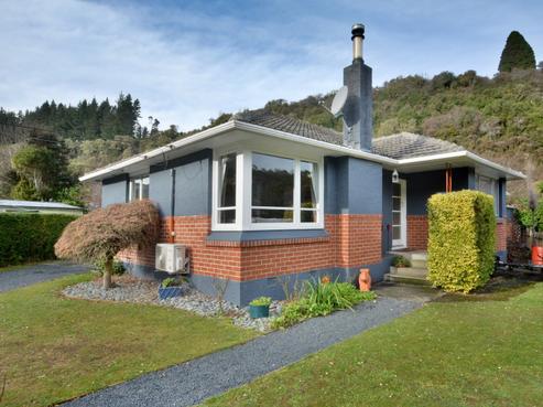 8 Mcglashan Street, Glenleith