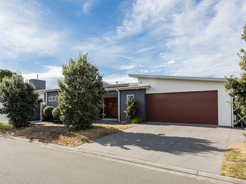 1 Cape Place, Poraiti