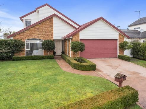 10 Montrose Crescent, Huntington
