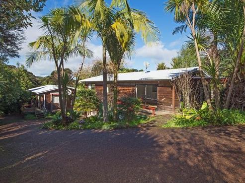 15 Crescent Road West, Ostend