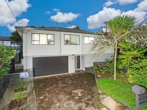152 East Coast Road, Forrest Hill