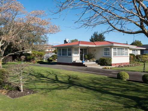 52 Lord Rutherford Road North, Brightwater