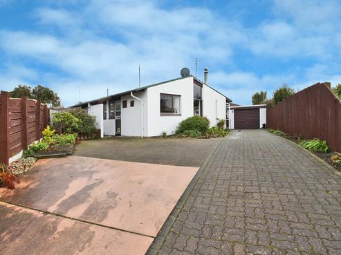21B Omega Place, Casebrook