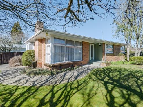 20 Pulham Crescent, Queenwood