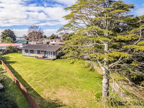 6 Eden Place, Pukekohe