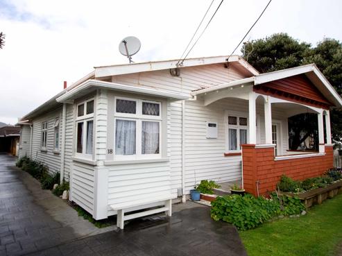 1/18 Kensington Avenue, Petone