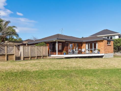 1/47 Headcorn Place, Botany Downs