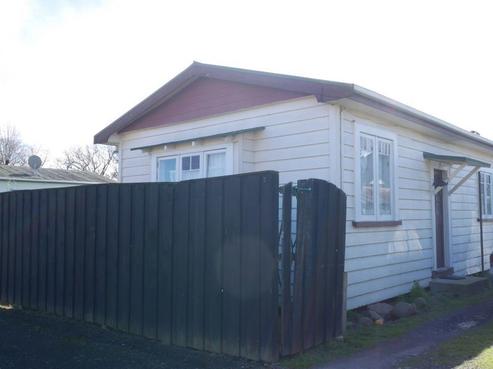 2B Lewis Street, Waihou