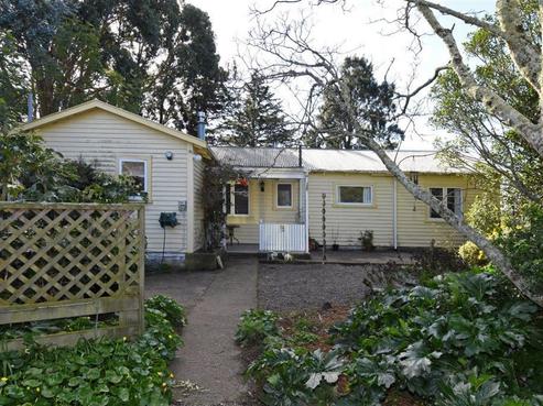 1639 State Highway 2, Featherston
