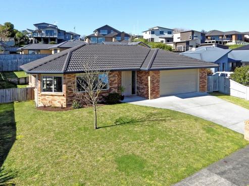 24 Heathfield Avenue, Huntington