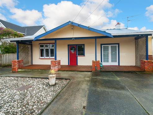 7 Williams Grove, Melling