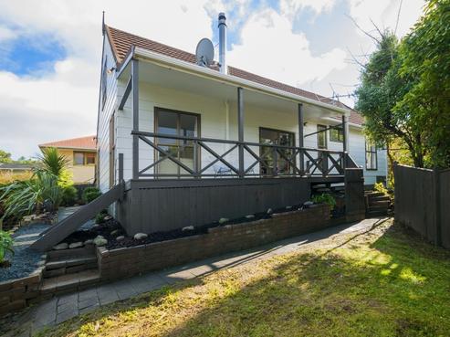 1 Renoir Avenue, Belmont
