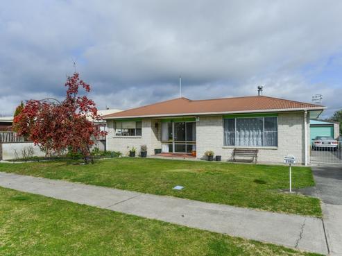 1103 Outram Road, Akina