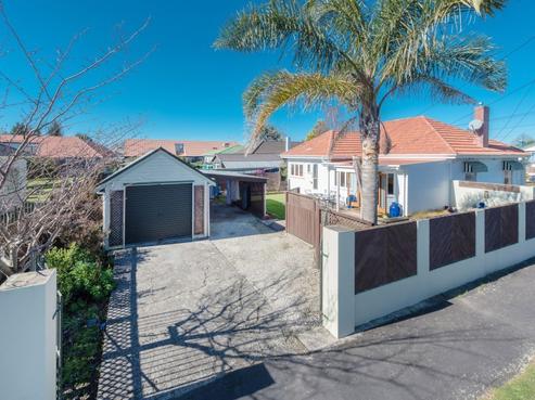 65 Cook Street, Hamilton East