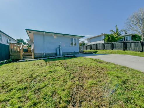 7 Phelps Place, Glendene