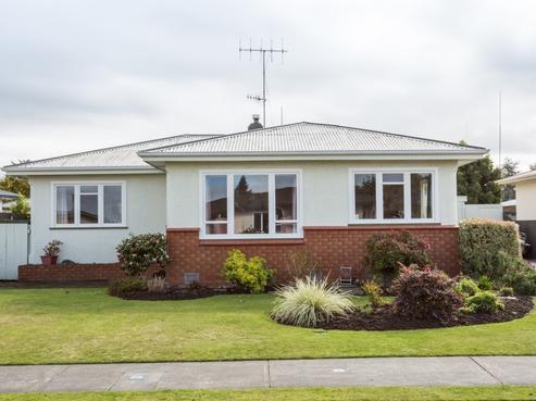 43 Menin Road, Onekawa