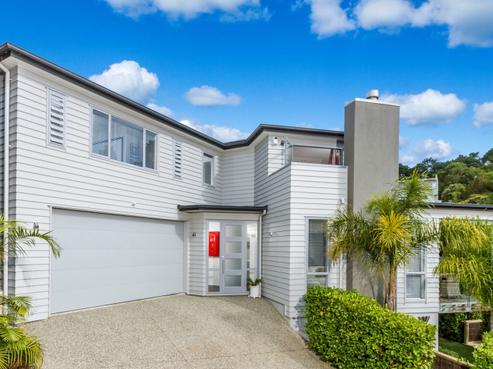 15 Kahikatea Close, Campbells Bay